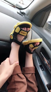 Sandal đế gấu cho bé