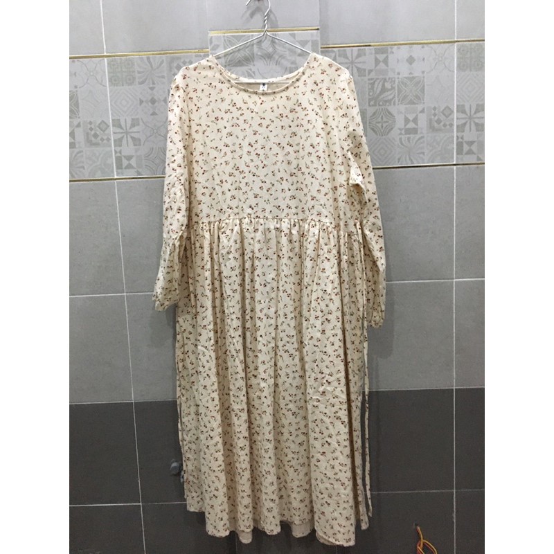 Đầm tay dài của mintofficial