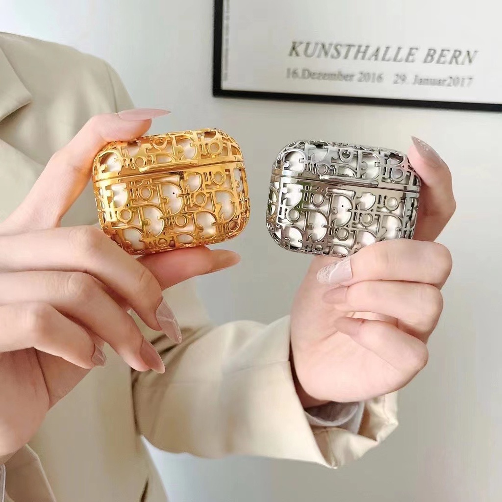 Vỏ Bảo Vệ Hộp Sạc Tai Nghe Không Dây AirPods Pro / 3 1 / 2 Bằng Kim Loại Kiểu Dáng Thời Trang