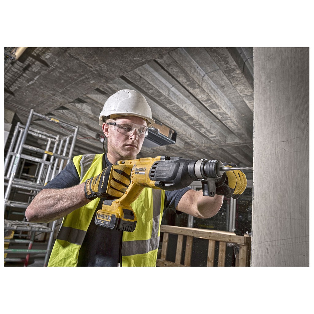 Máy Khoan Bê Tông 3CN 26MM Dùng Pin 18/20V DEWALT DCH133N - Chính Hãng - SKU DCH133 DCH133N-KR