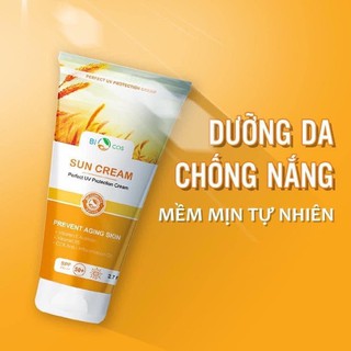 Kem chống nắng trắng da