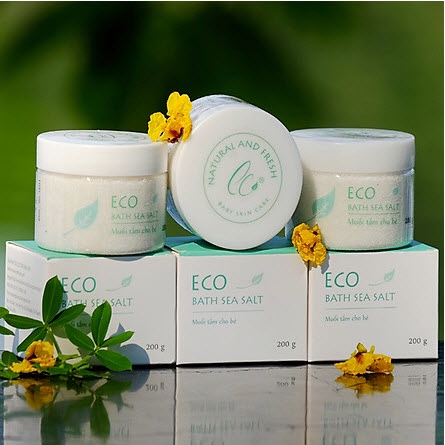 Muối tắm cho bé Eco hũ 200g với 100% thành phần tự nhiên sạch da, mát da, ngừa rôm sảy và viêm da - Code MTB-200