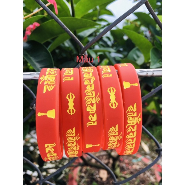 Vòng tay giải thoát qua sự nhìn thấy ,xúc chạm