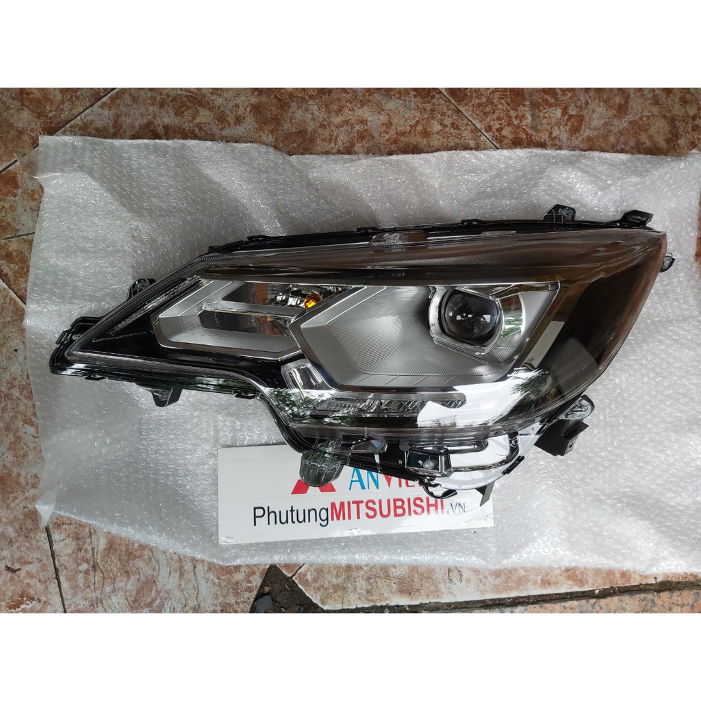 Đèn pha xe Mitsubishi Attrage 2020 có led