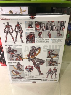 Mô hình lắp ráp Ultraman Ace Suit