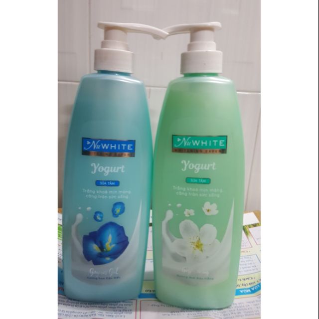 Sữa tắm NuWhite 1 tặng 1