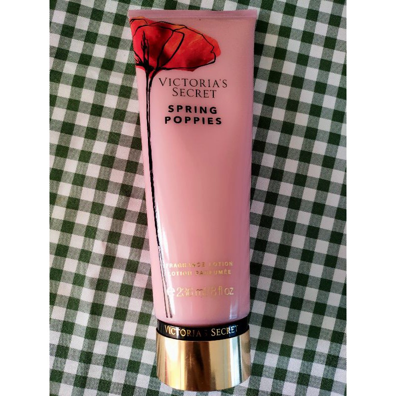 dưỡng thể Victoria's secrets spring poppies 236ml