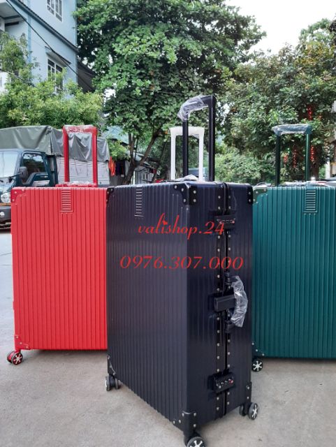 Tặng kèm bọc - Vali khung nhôm, khóa sập lót xanh siêu đẹp, siêu sang chảnh  size 29inch