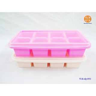 Khay đá có nắp
