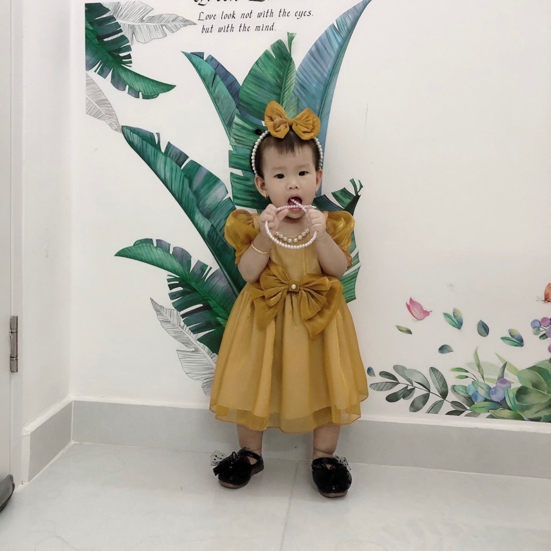 Váy Tơ Vàng Lấp Lánh Cùng Quà Tặng Cho Bé Gái (4-30kg)