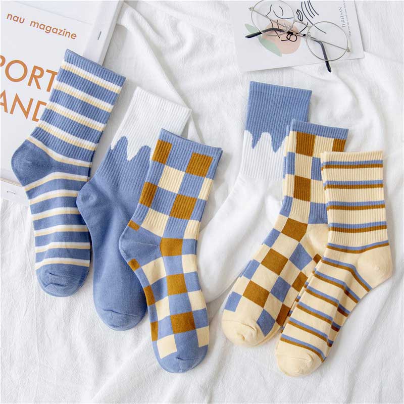 Đôi Vớ Cotton Họa Tiết Sọc Caro Nhiều Màu Dễ Thương Cho Nữ