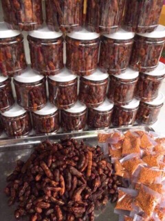 Me Lào kèm muối tôm