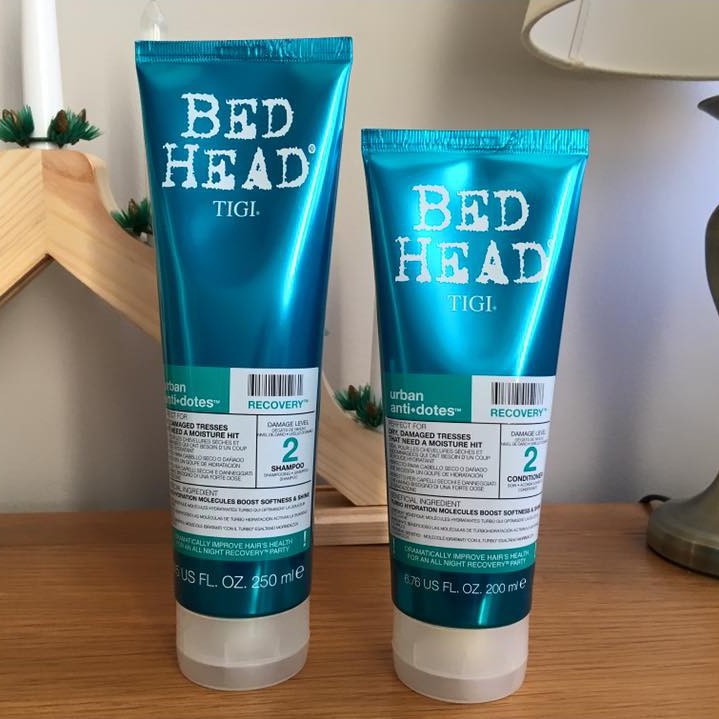 Dầu xả phục hồi số 2 TIGI BED HEAD Recovery Moisture Rush Conditioner 400ml ( New 2021 )