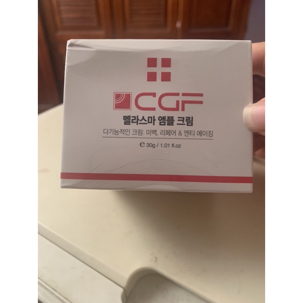 Kem làm mờ nám ban đêm CGF MELASMA AMPOULE CREAM