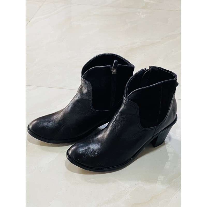 Bốt cổ ngắn da thật si