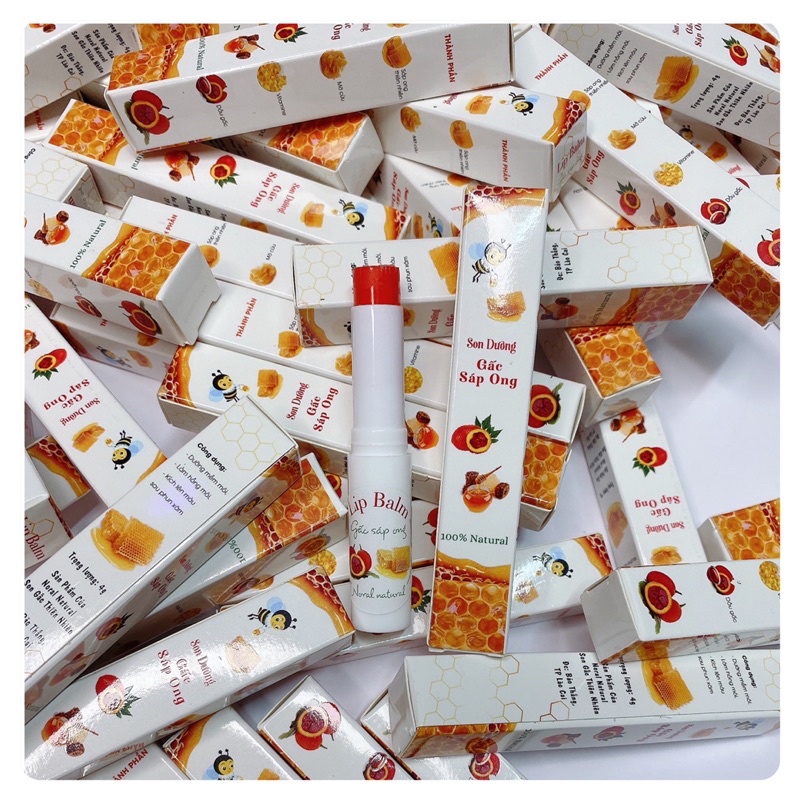 Son dưỡng môi dạng thỏi kích nên màu sau phun xăm