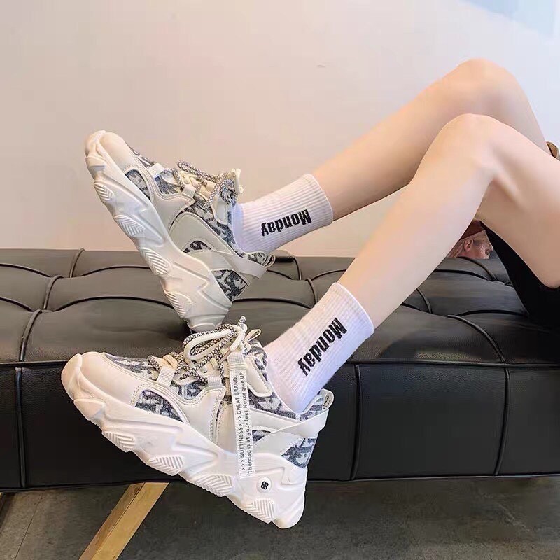 Giày thể thao Nữ Sneaker Dyor Giày học sinh Siêu Hot