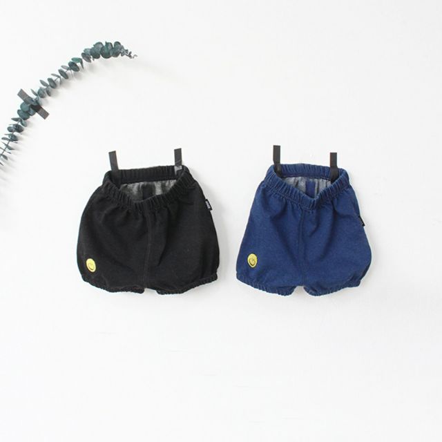 Quần jeans da cá cho bé
