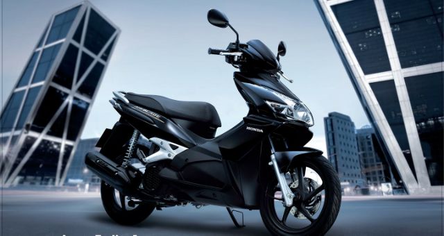 Ốp Yếm Ổ Khoá Xe Air Blade 2006-2010 HonDa Chính Hãng.