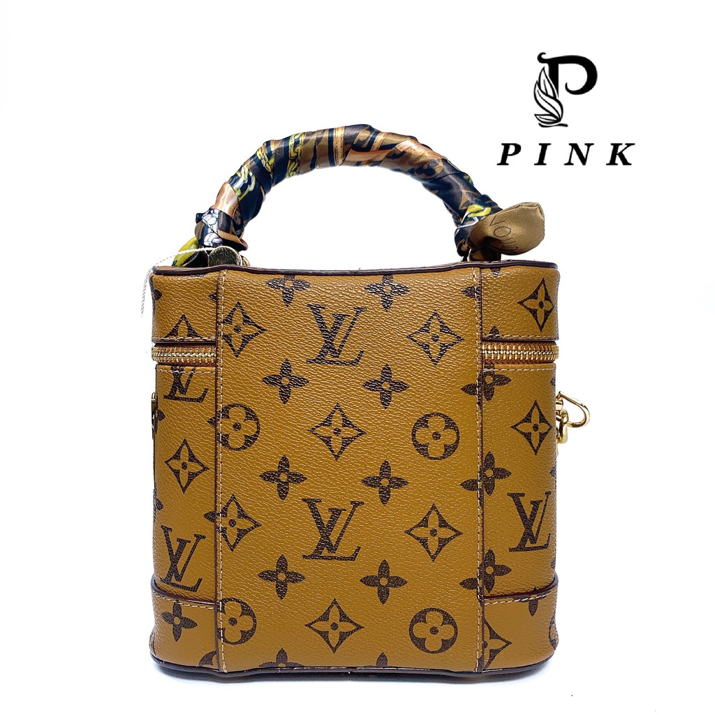 Túi xách nữ cao cấp sang trọng,túi hộp nữ kèm quai đeo chéo mã P11 - PINK SHOP | BigBuy360 - bigbuy360.vn