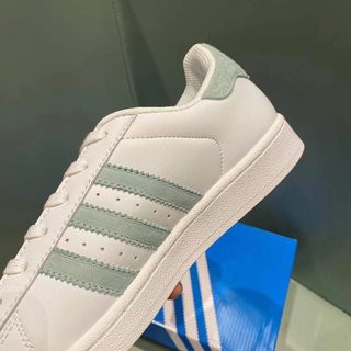 Giày thể thao adidas mới nhất 2021