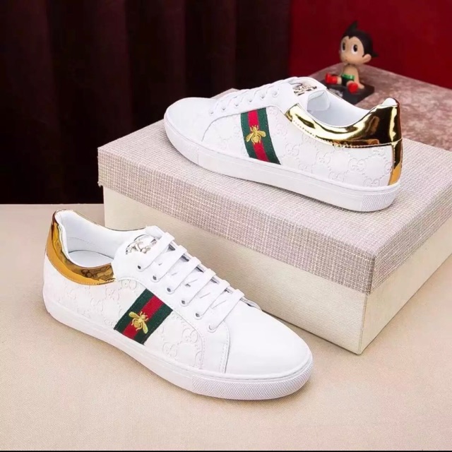 [Mã FAMAYMA2 giảm 10K đơn 50K] Giầy thể thao ong sườn gót vàng mới