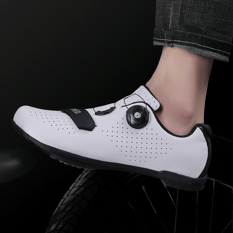 Giày đi xe đạp thiết kế thoáng khí chống trượt năng động