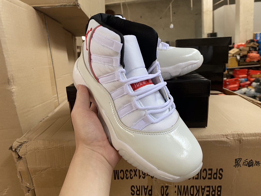 (Hàng Có Sẵn) Giày Thể Thao Họa Tiết Hoạt Hình Cho Nam | BigBuy360 - bigbuy360.vn