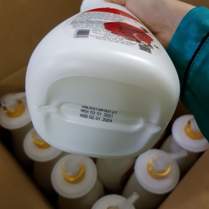 SỮa tắm dưỡng ẩm lưu hương salome chính hãng 900ml