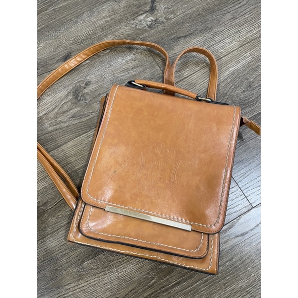 Túi da đeo chéo pass tặng
