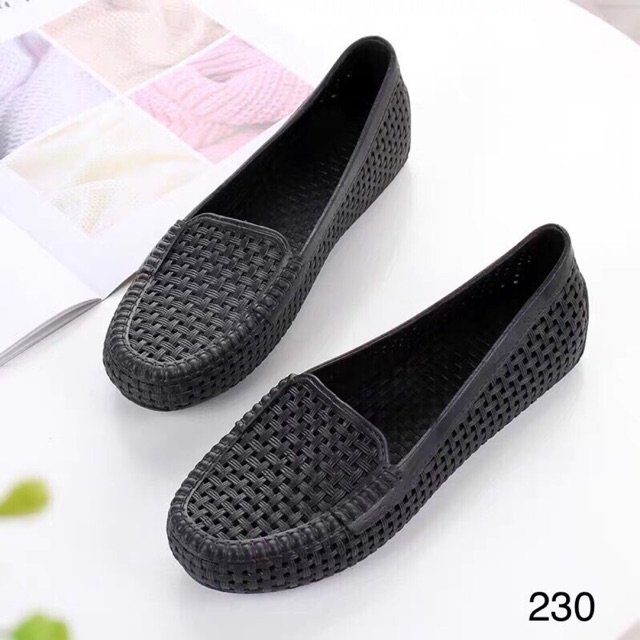 Giày slipon nhựa lưới mã 230