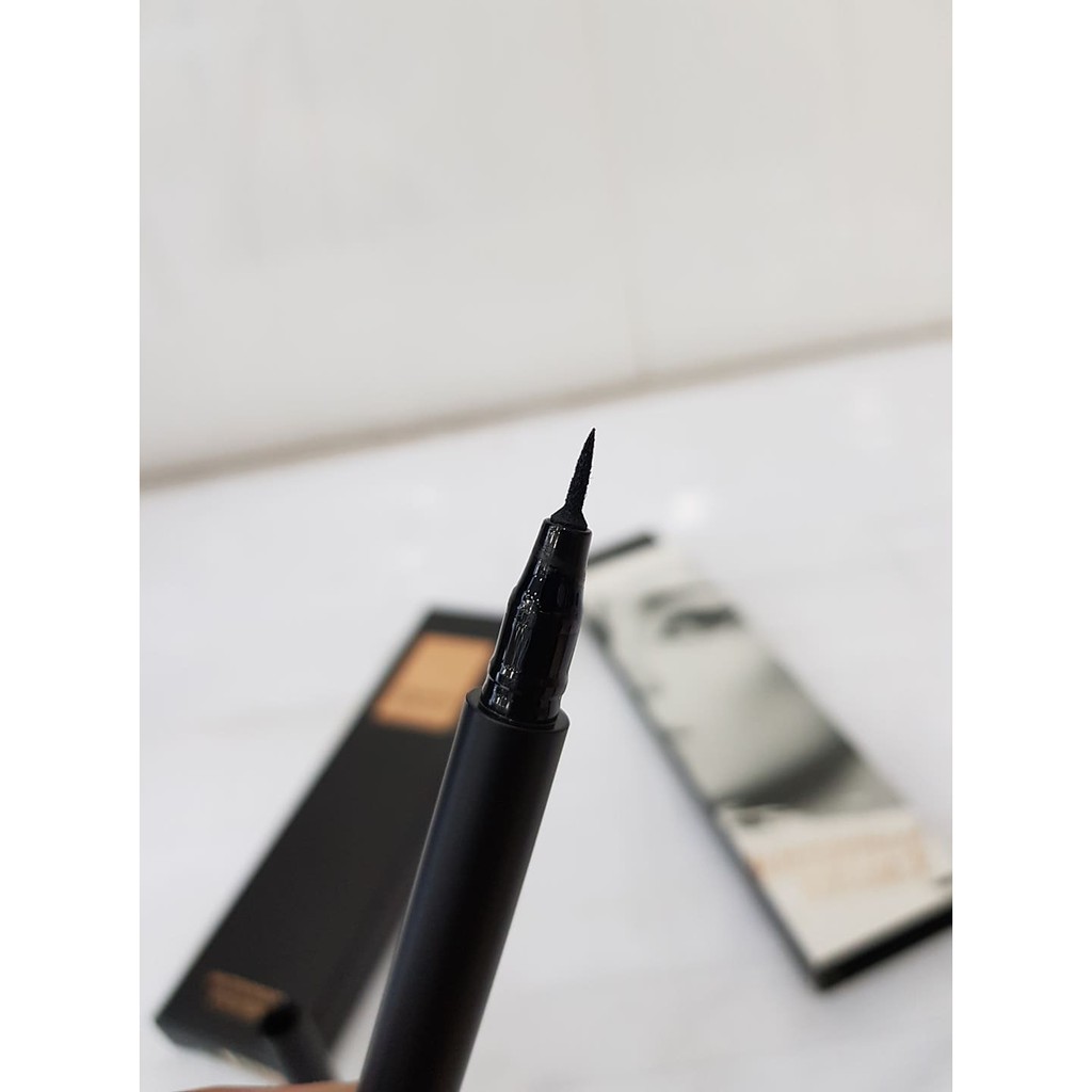 Bút Kẻ Mắt Nước Vacosi Waterproof Pen Eyeliner Hàn Quốc