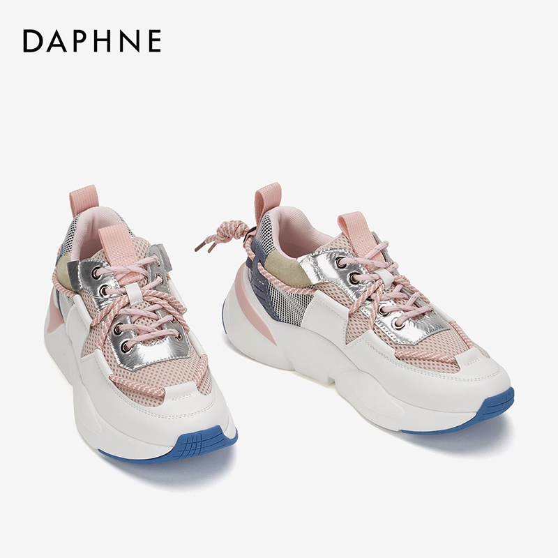 Giày thể thao Daphne mẫu mới nhất cực hot