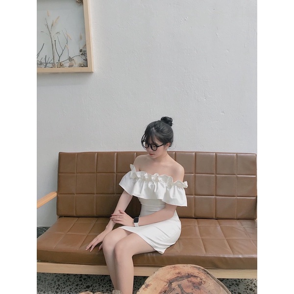 ĐẦM TRỄ VAI BÈO NHÚN (ẢNH THẬT)