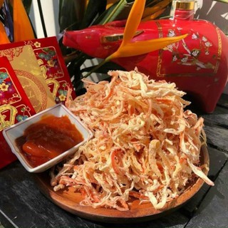 Mực xé sợi hấp nước dừa lon 300g
