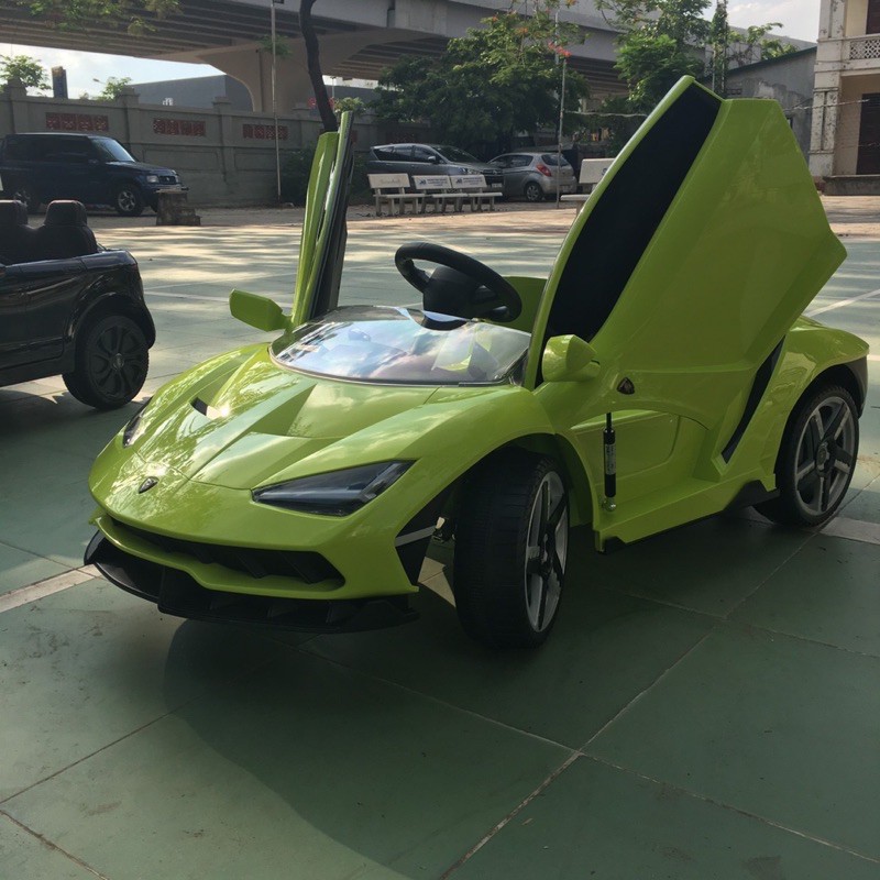 Ô tô điện trẻ em siêu xe Lamborghini 6726R