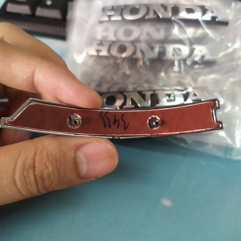 LOGO MẶT NẠ CHỮ HONDA CHÍNH HÃNG