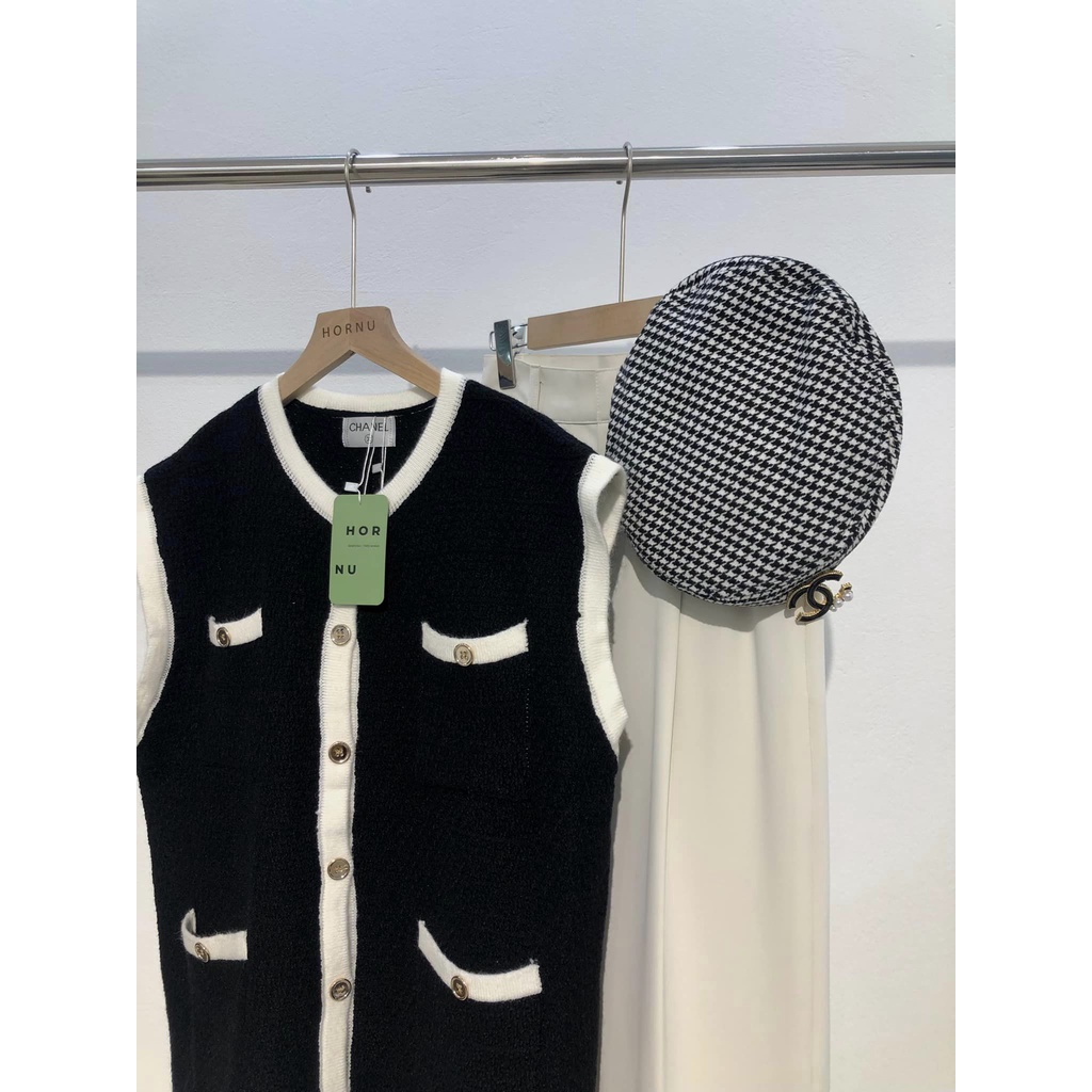 Áo len dáng ba lỗ CHANNEL