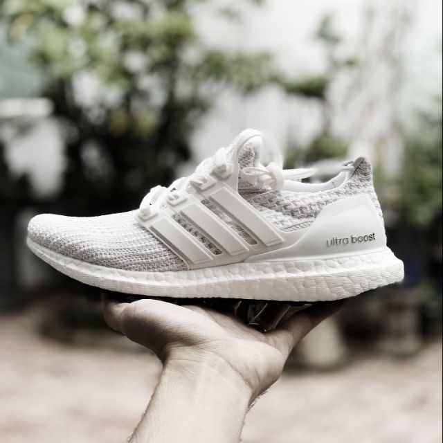 Ultra Boost 4.0 triple white Chính Hãng