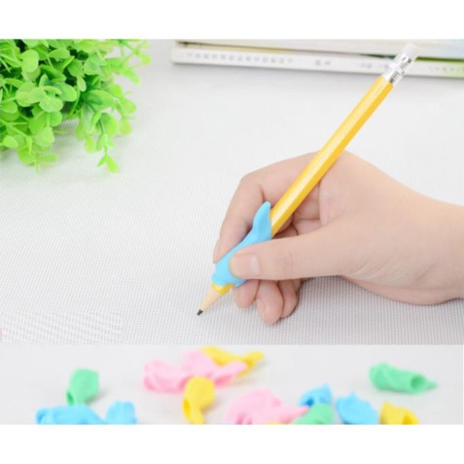 [HOT] Cá cầm bút trẻ em ❤️ ❤️ Phụ kiến học tập, rèn luyện kỹ năng khéo léo cho bé A111