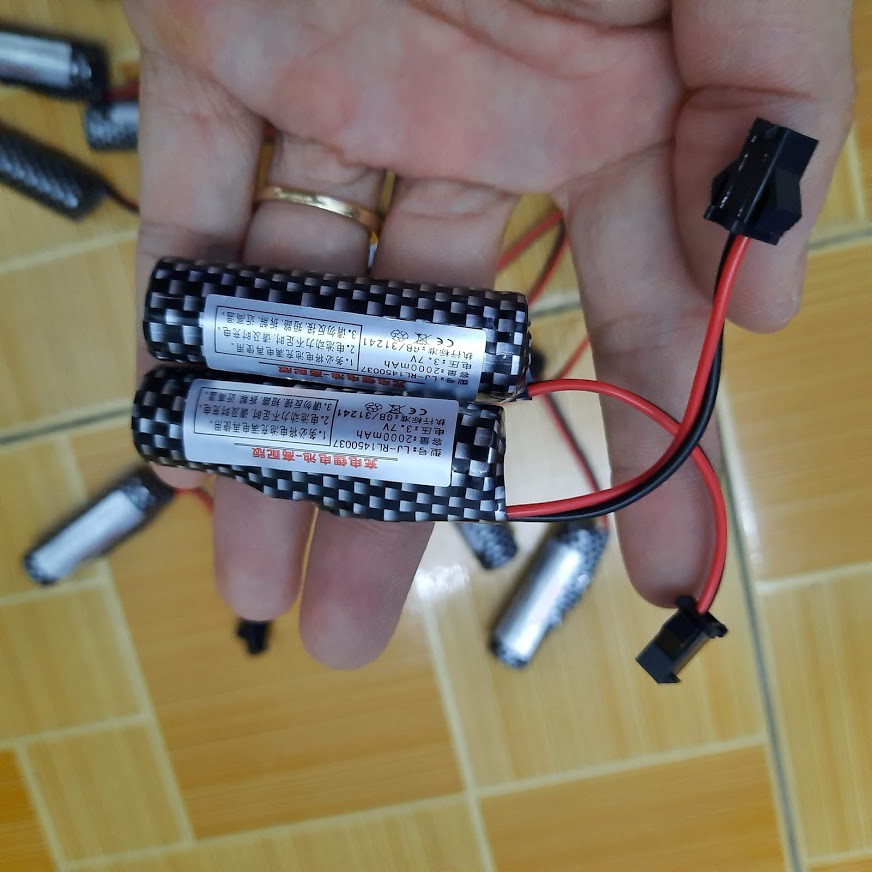 Pin 3.7v 14500 2000mah dùng cho xe điều khiển