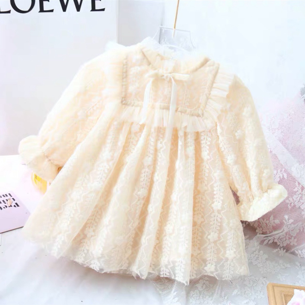 Đầm ren xinh xắn cho bé yêu
