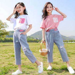 Set quần jean áo phông bé gái