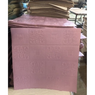 Xốp dán tường Hoa Văn Tim