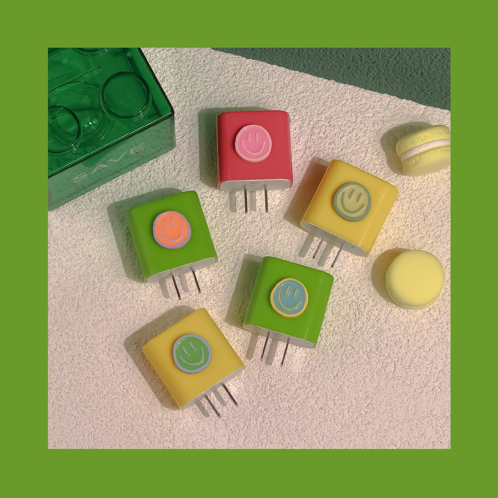 Đầu Bảo Vệ Dây Cáp Sạc Cho Colorful Round Smile Sytle  compatible for iPhone 12 Pad 20W