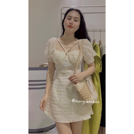 Váy hoa vàng tiểu thư