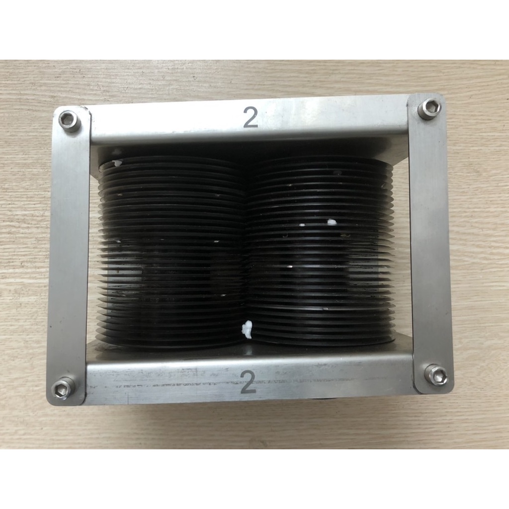 Bộ dao của máy thái thịt QX250 lắp 2 ốc