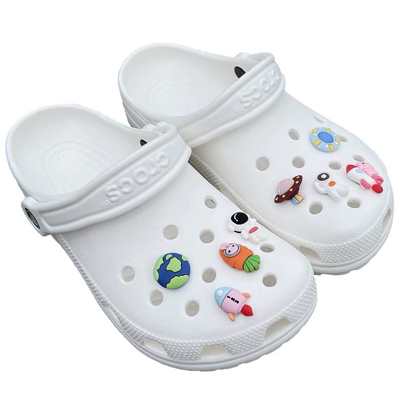 Xinh đẹp Đồ đồng hành vũ trụ giải mã Giày Giày Crocs