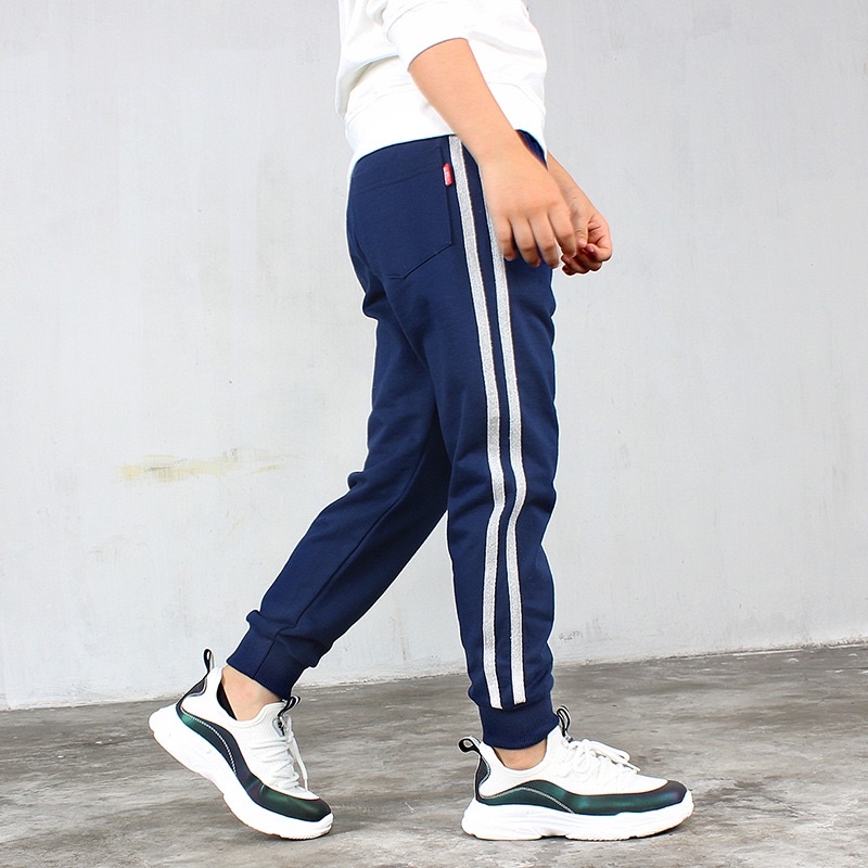 Quần jogger viền thể thao