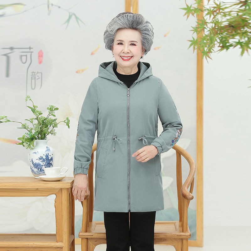 áo mẹ▫Áo Khoác Liền mũ mỏng xuân thu cho người mẹ trung niên và già gió mùa bà ngoại cỡ lớn nữ dài 60 tuổi